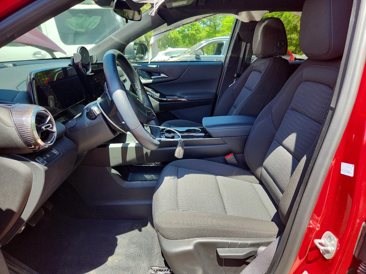2026 CHEVROLET EQUINOX LT photo 13