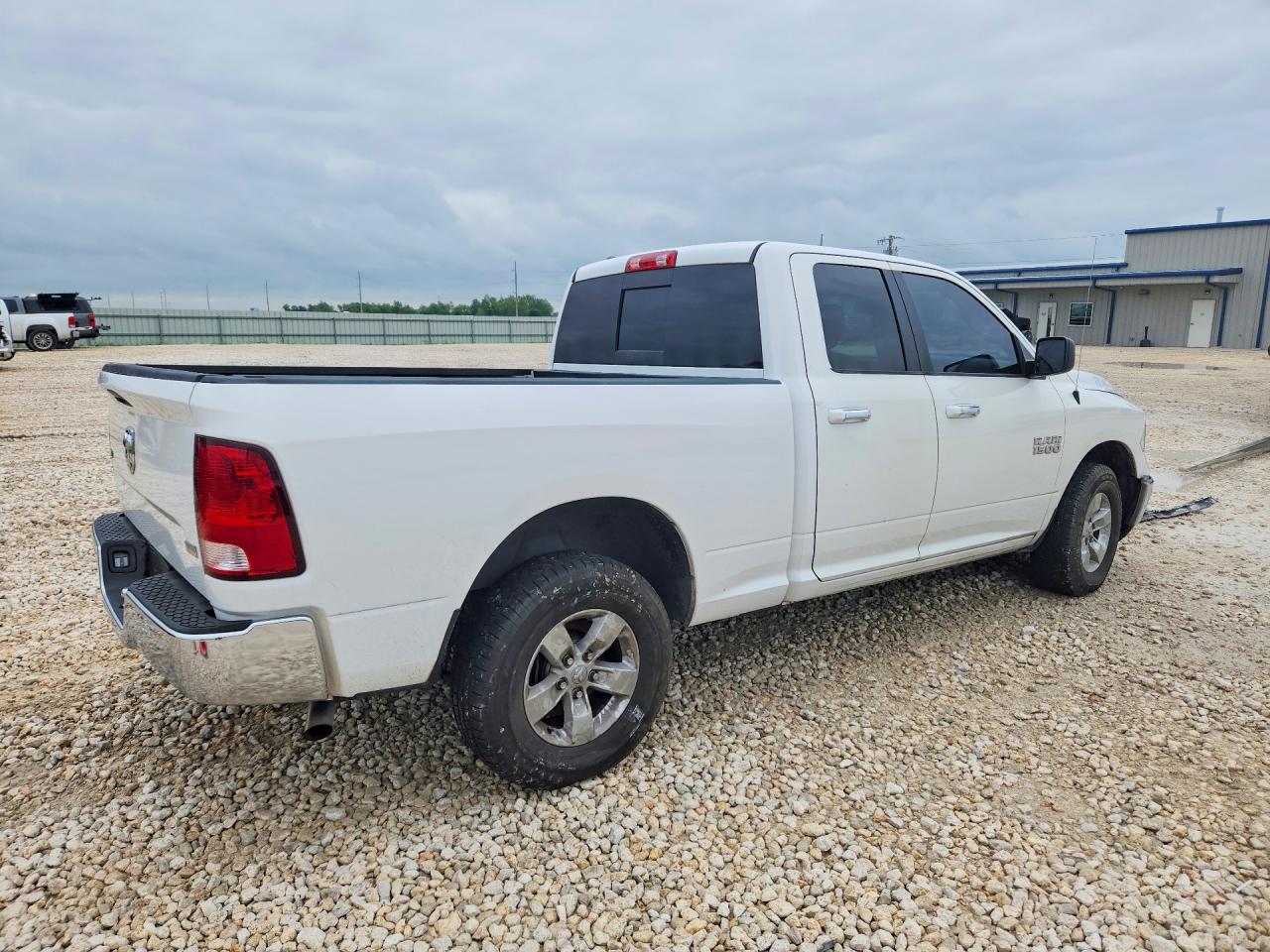 2018 RAM 1500 SLT photo 5