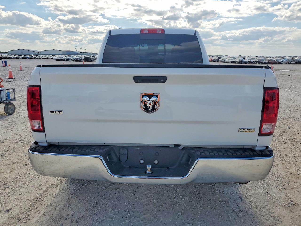 2018 RAM 1500 SLT photo 11