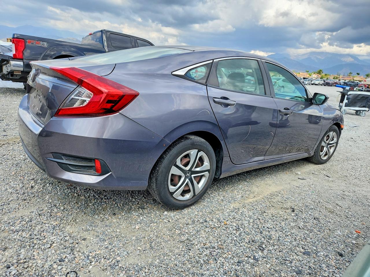 2016 HONDA CIVIC LX photo 7