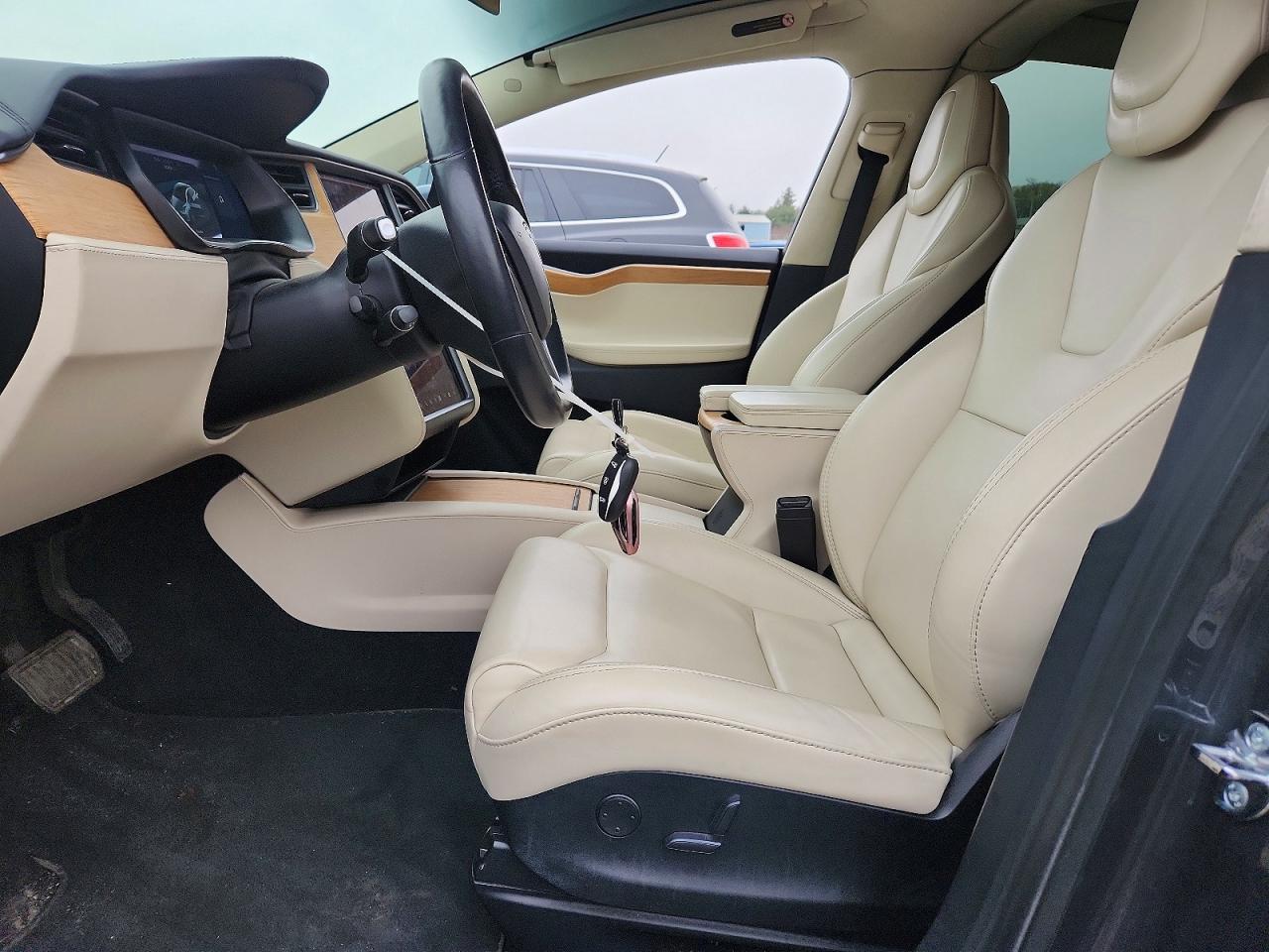 2018 TESLA MODEL X photo 13