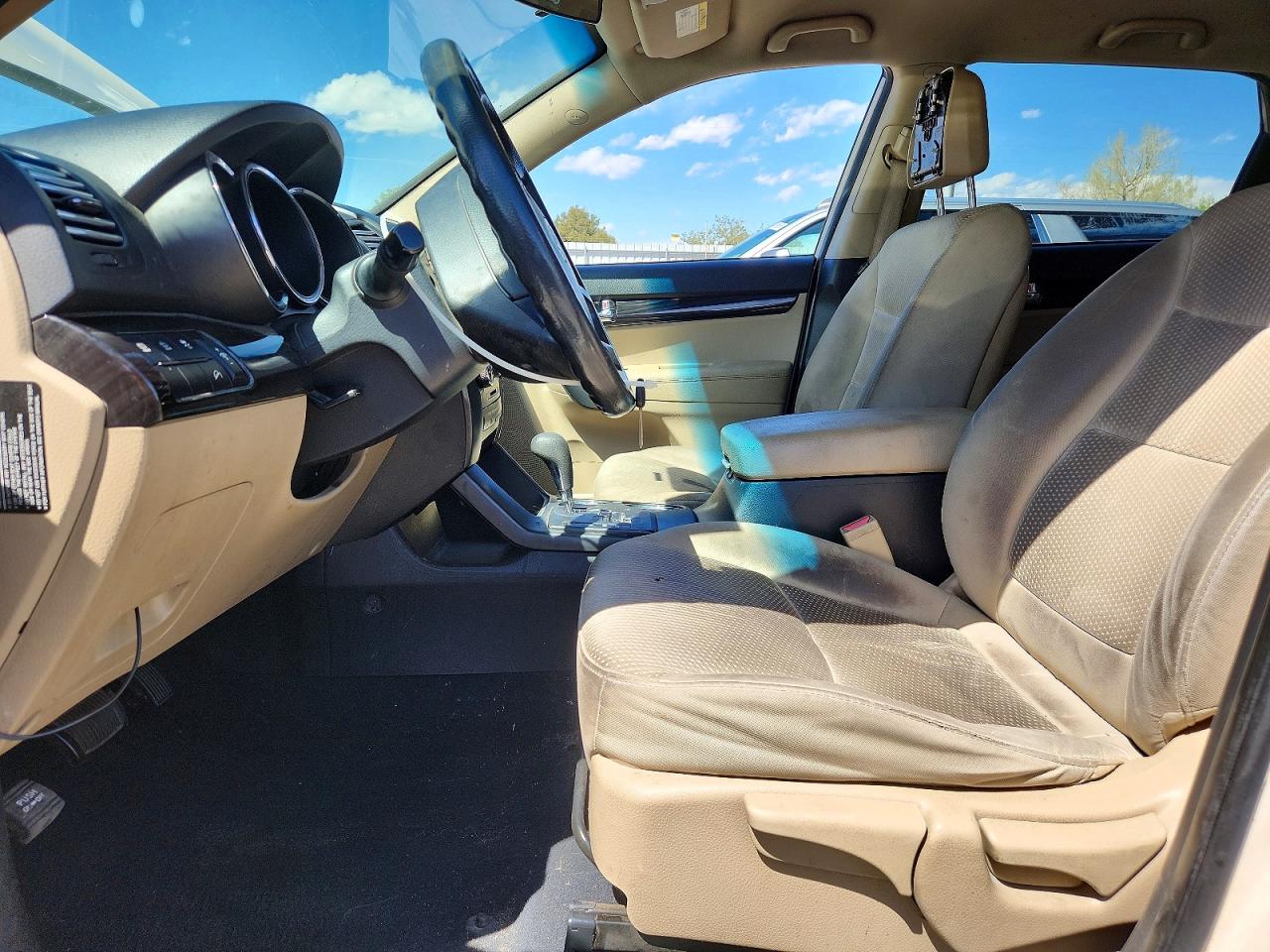 2011 KIA SORENTO LX photo 13
