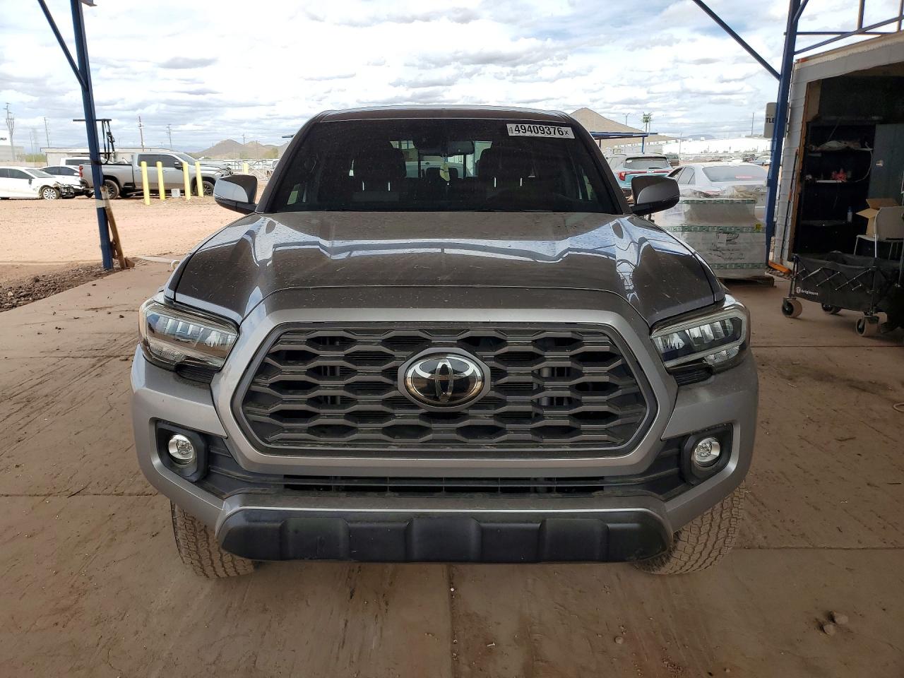 2021 TOYOTA TACOMA TRD OFF-ROAD photo 13