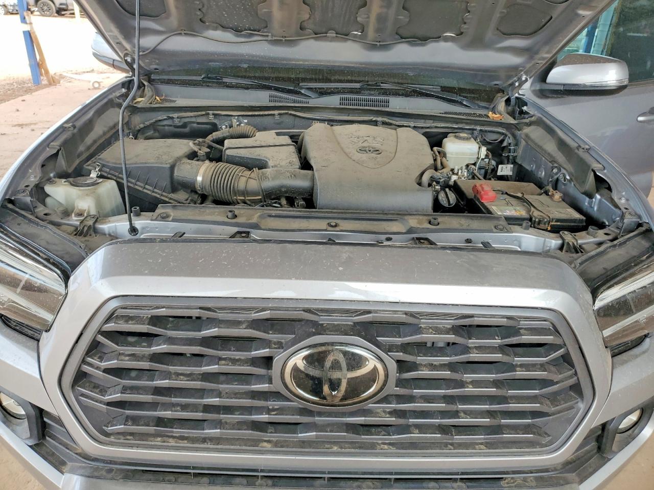 2021 TOYOTA TACOMA TRD OFF-ROAD photo 31