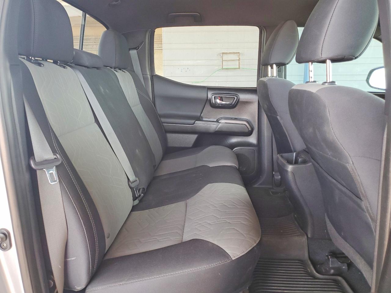 2021 TOYOTA TACOMA TRD OFF-ROAD photo 28