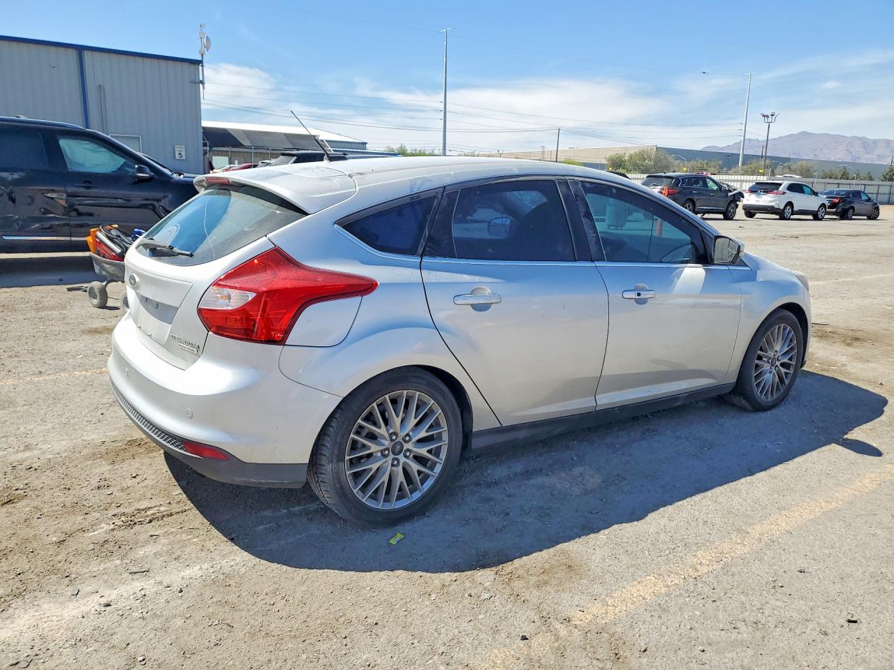 2014 FORD FOCUS TITANIUM photo 5