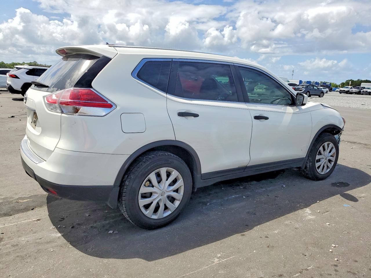 2016 NISSAN ROGUE S photo 7