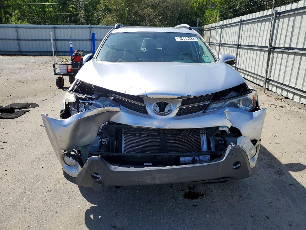 2013 TOYOTA RAV4 XLE photo 13