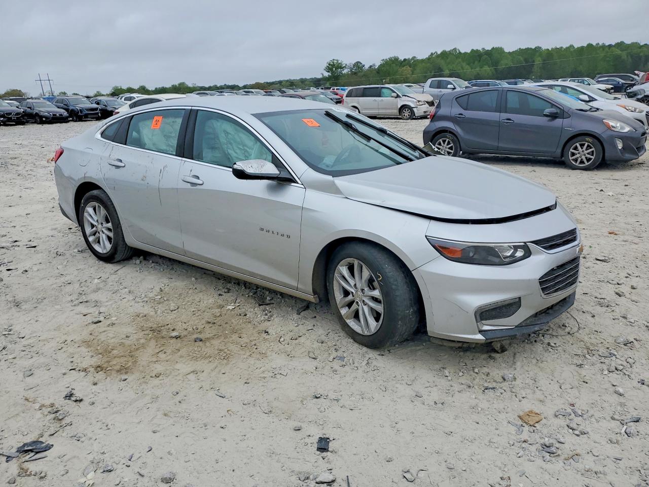 2017 CHEVROLET MALIBU LT photo 7