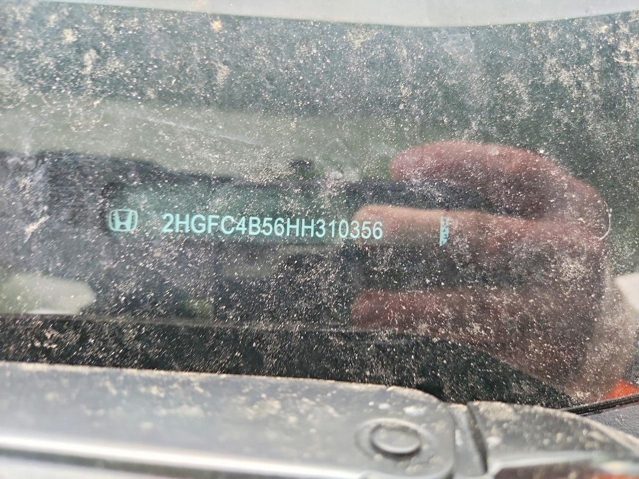 2017 HONDA CIVIC LX photo 12