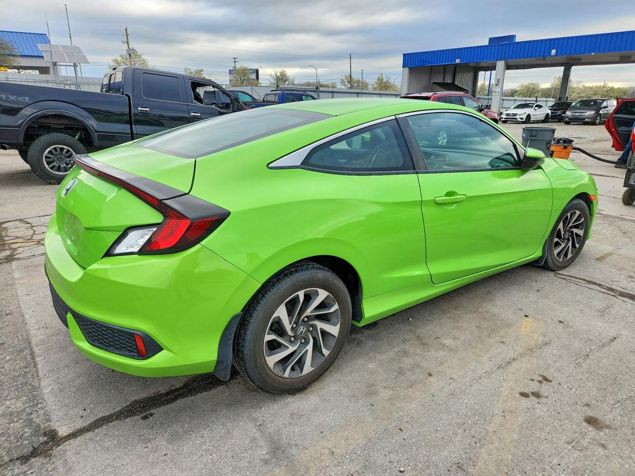 2017 HONDA CIVIC LX photo 3