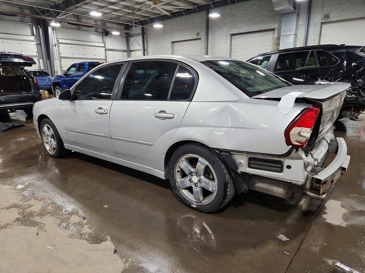 2007 CHEVROLET MALIBU LTZ photo 4