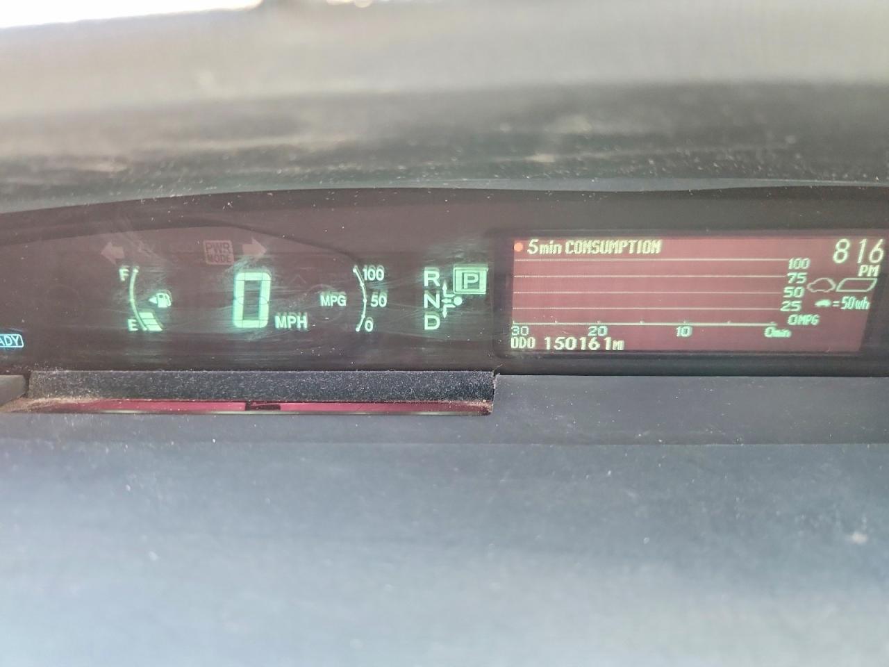 2014 TOYOTA PRIUS FIVE photo 25