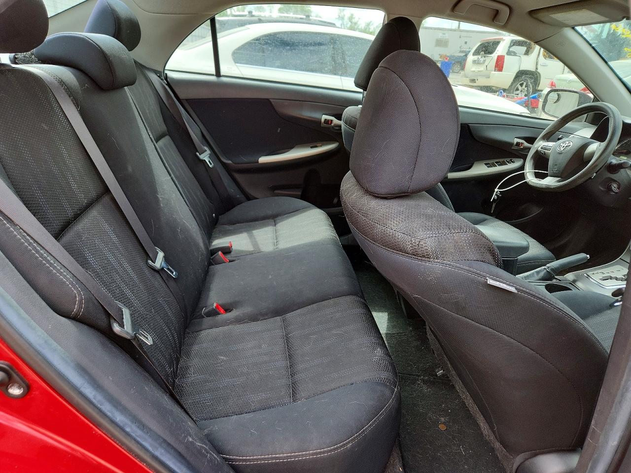2013 TOYOTA COROLLA S photo 19