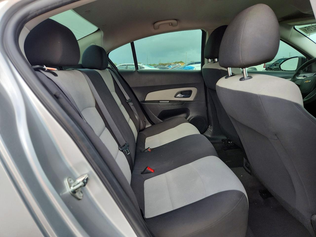 2015 CHEVROLET CRUZE LS photo 28