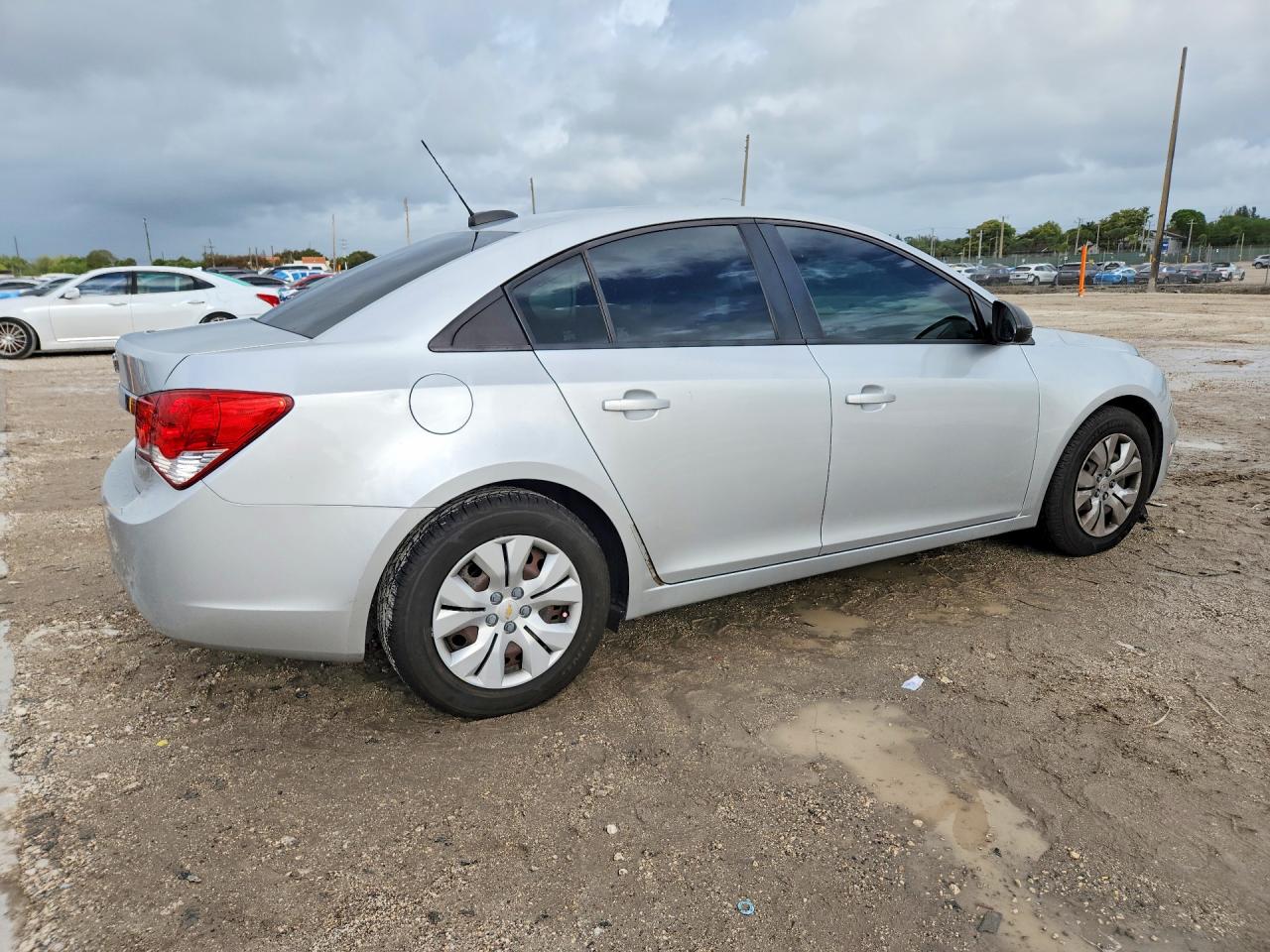 2015 CHEVROLET CRUZE LS photo 7