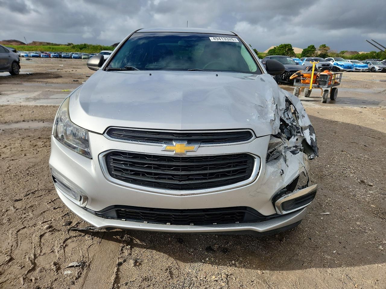 2015 CHEVROLET CRUZE LS photo 13