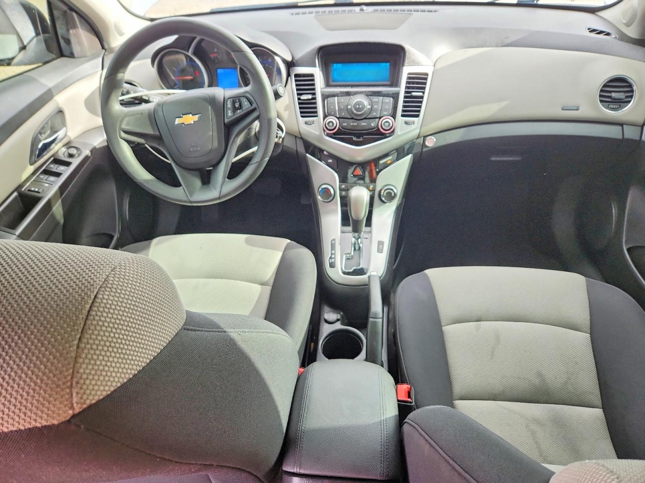2015 CHEVROLET CRUZE LS photo 22
