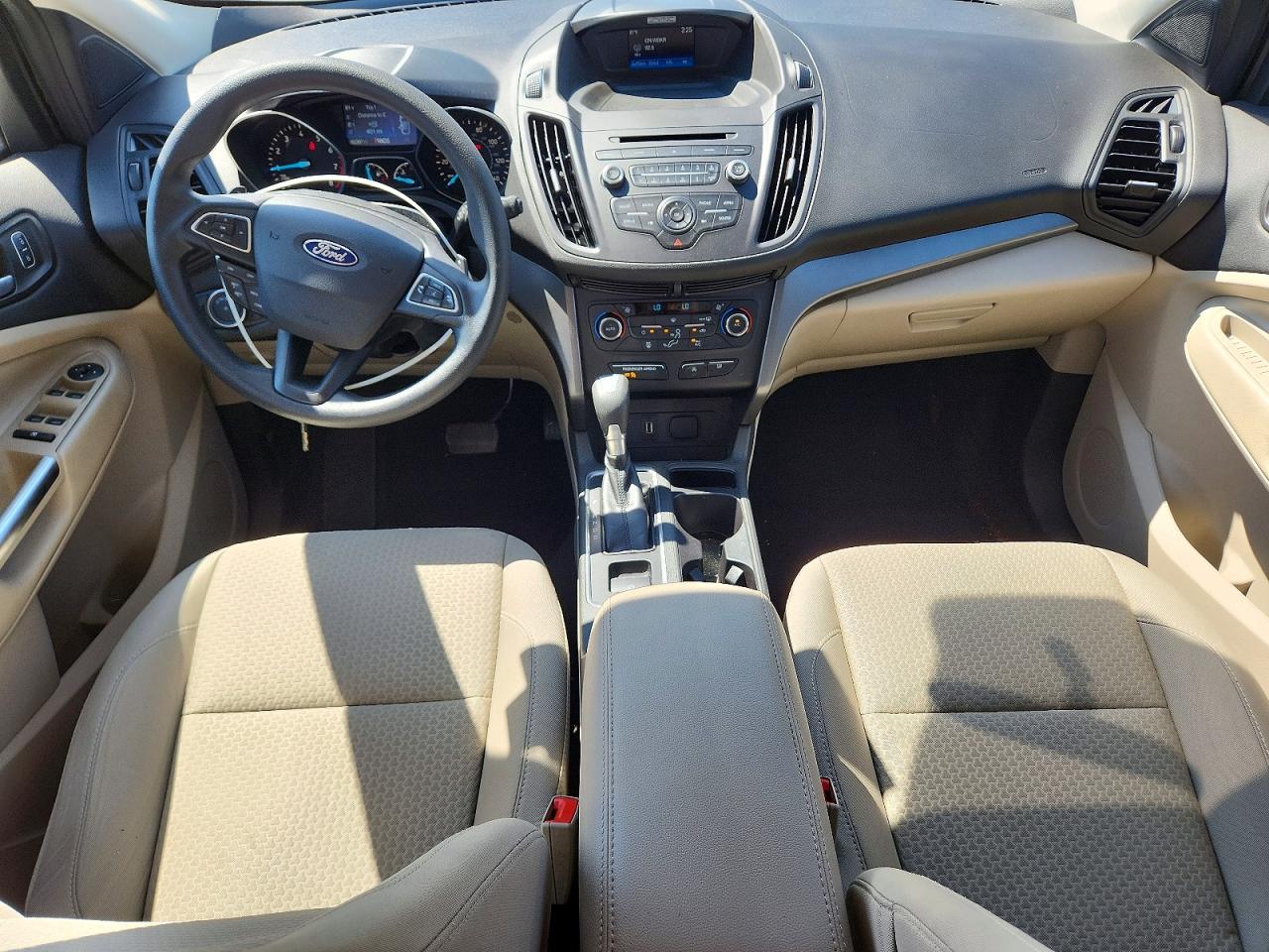 2017 FORD ESCAPE SE photo 15