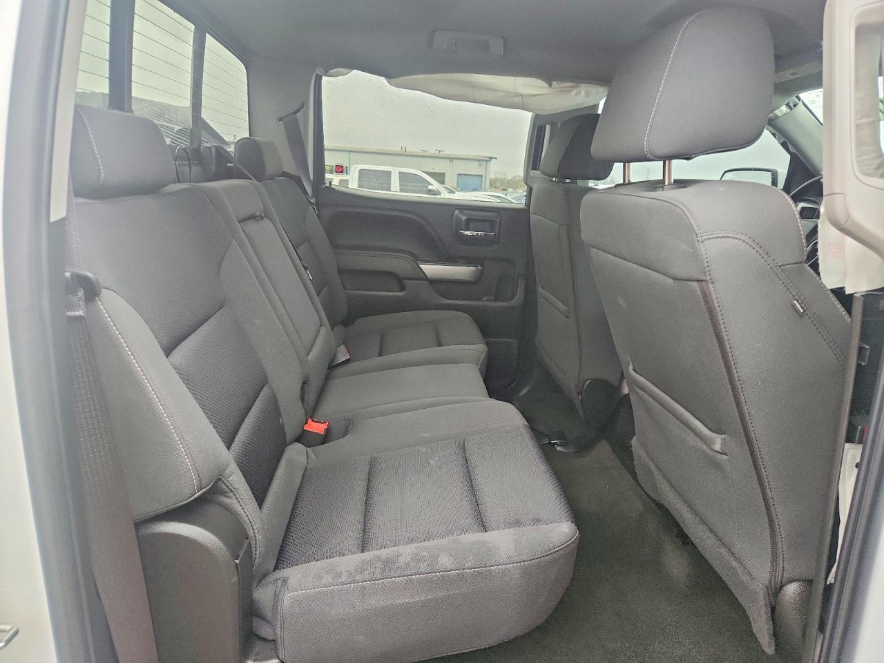 2017 CHEVROLET SILVERADO K1500 LT photo 10