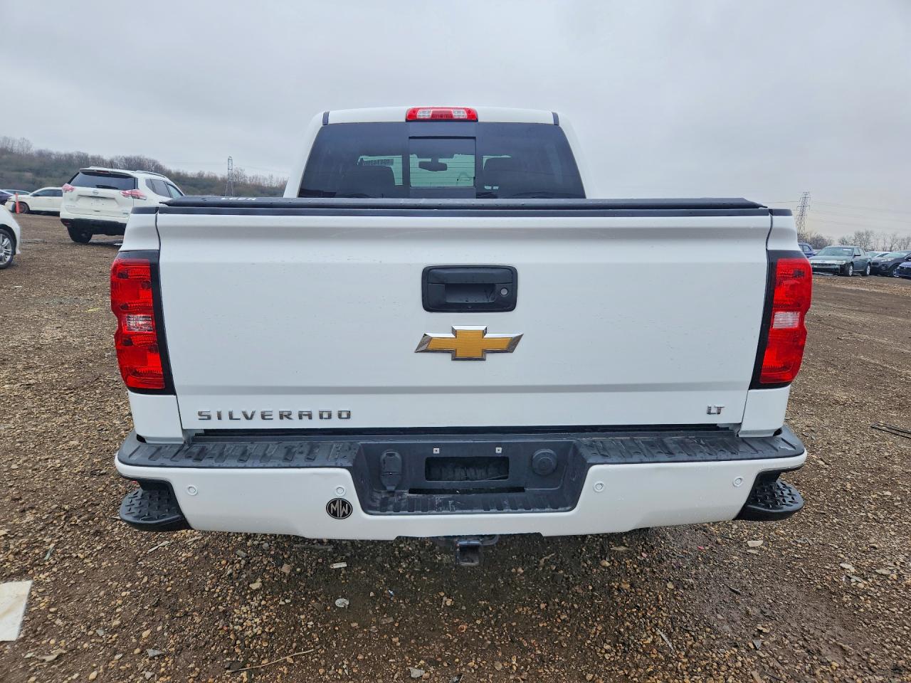 2017 CHEVROLET SILVERADO K1500 LT photo 6