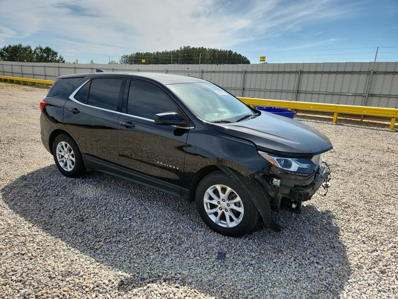 2019 CHEVROLET EQUINOX LT photo 4