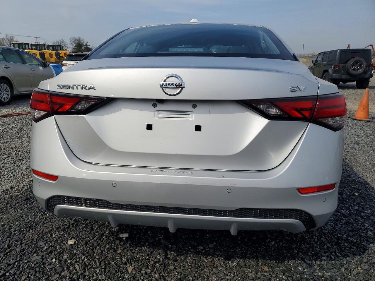 2023 NISSAN SENTRA SV photo 16