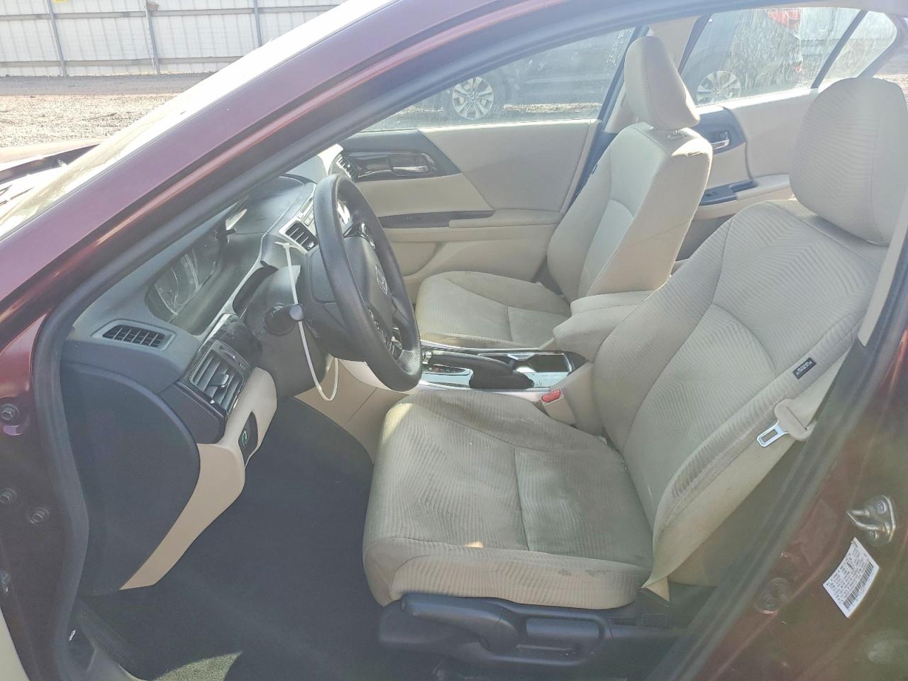 2016 HONDA ACCORD LX photo 19