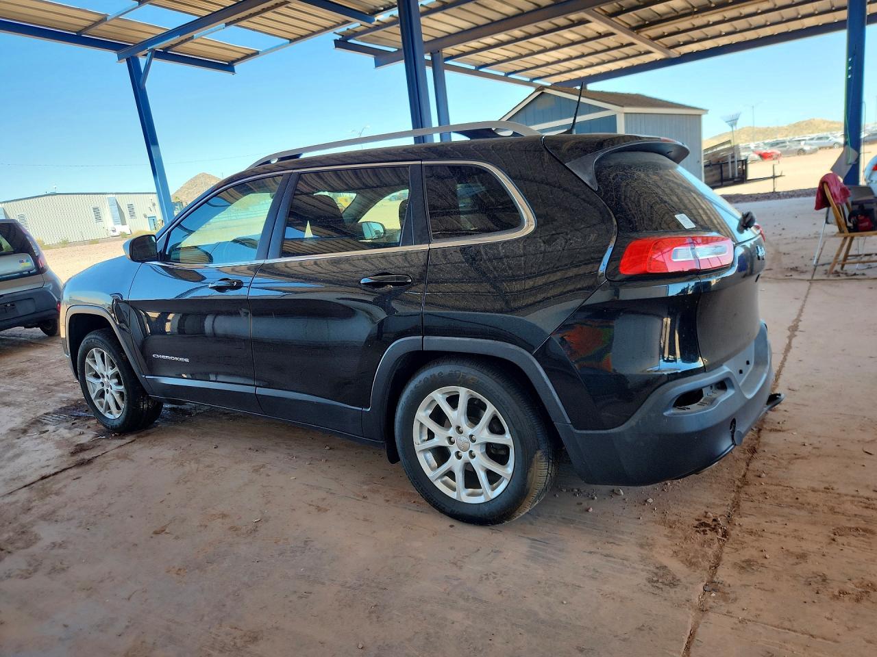 2017 JEEP CHEROKEE LATITUDE photo 3
