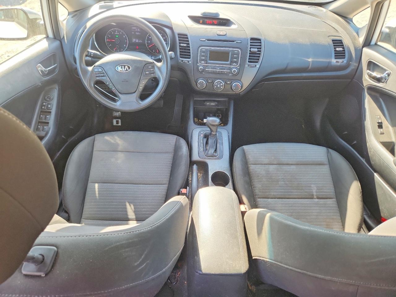 2015 KIA FORTE LX photo 22