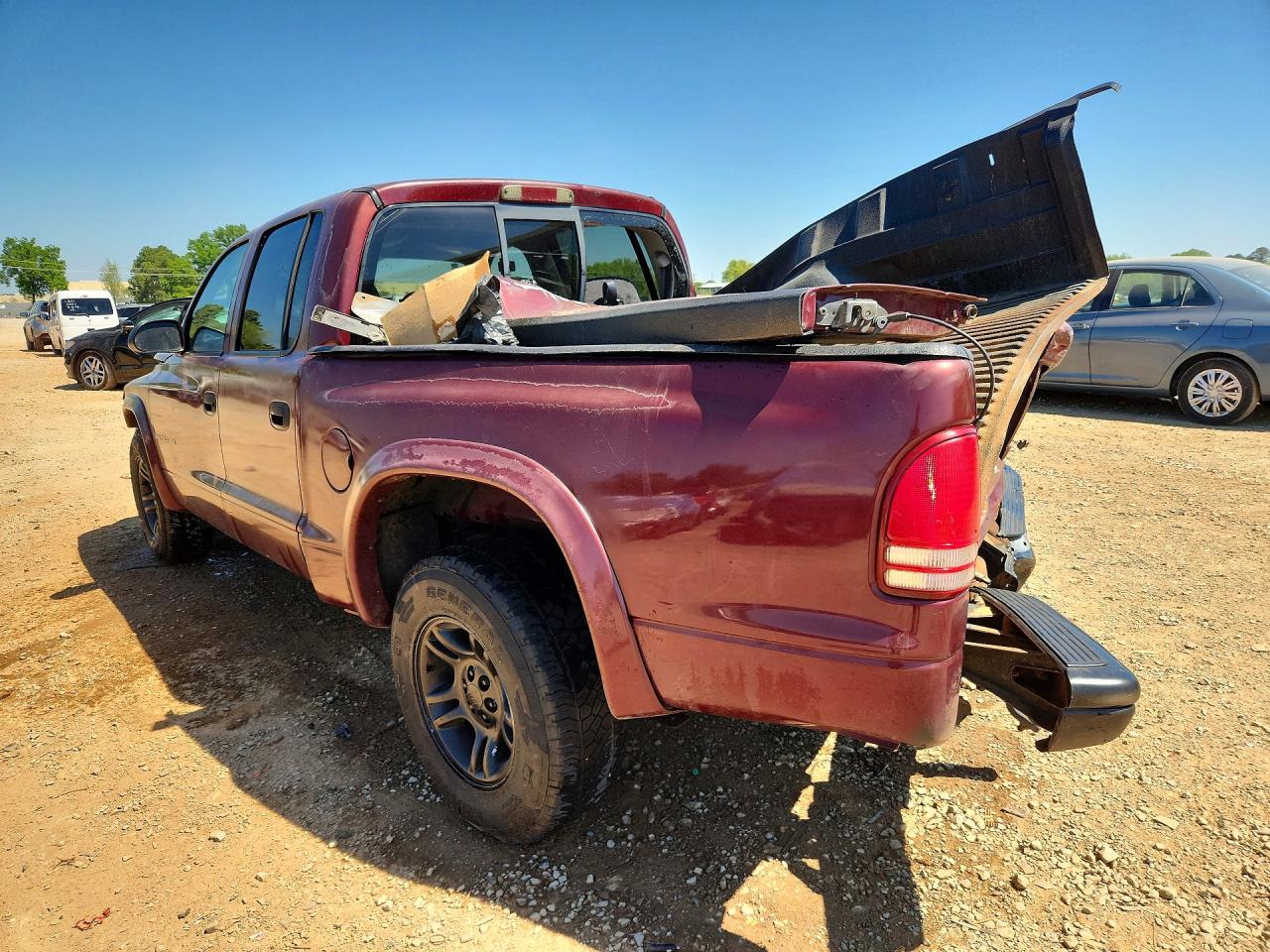 2002 DODGE DAKOTA QUAD SLT photo 4