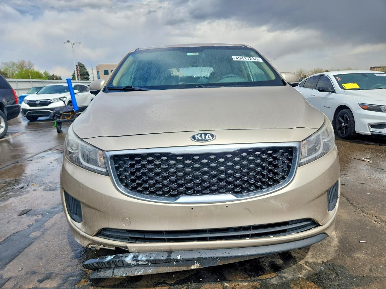 2017 KIA SEDONA LX photo 5