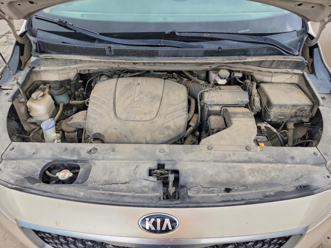 2017 KIA SEDONA LX photo 12