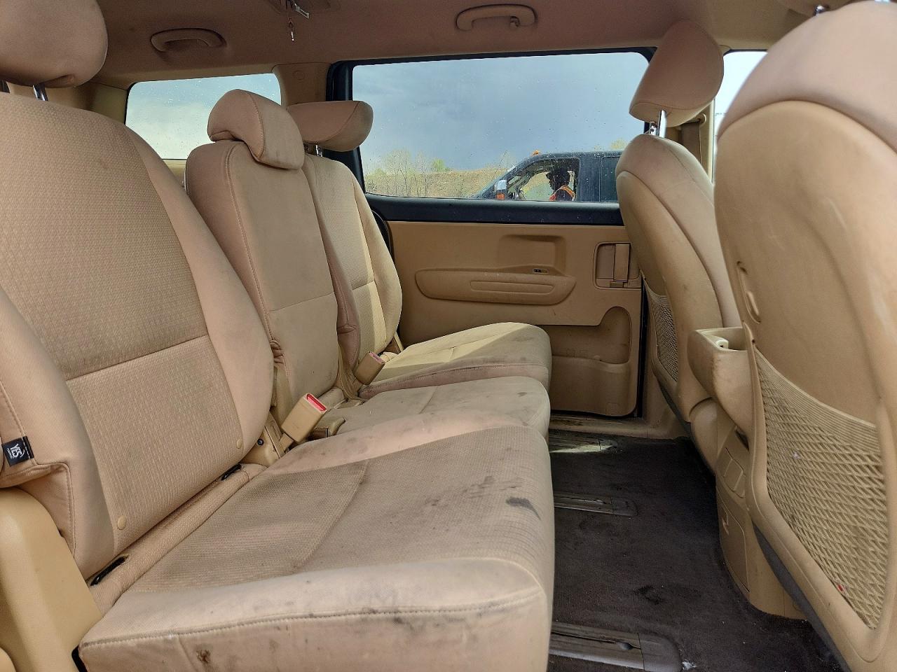 2017 KIA SEDONA LX photo 11