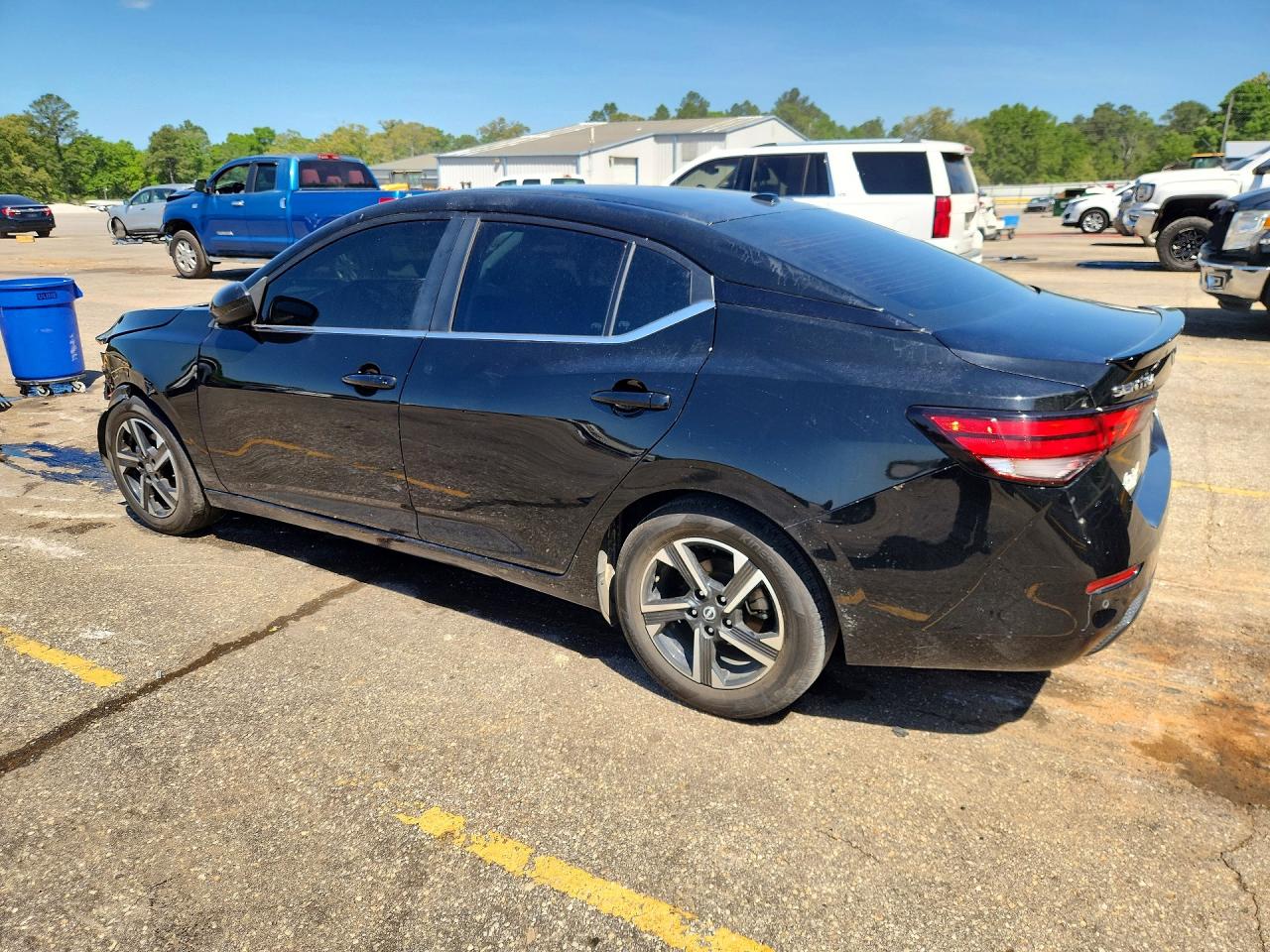 2024 NISSAN SENTRA SV photo 3