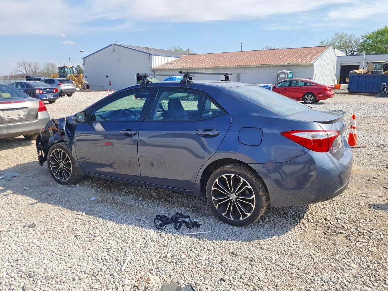2016 TOYOTA COROLLA S PLUS photo 3