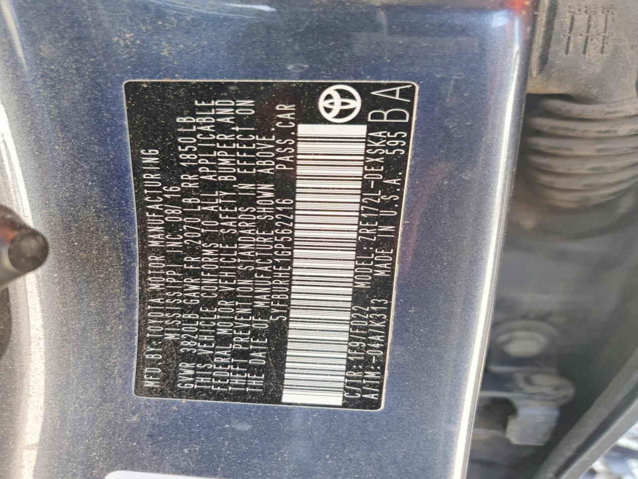 2016 TOYOTA COROLLA S PLUS photo 23