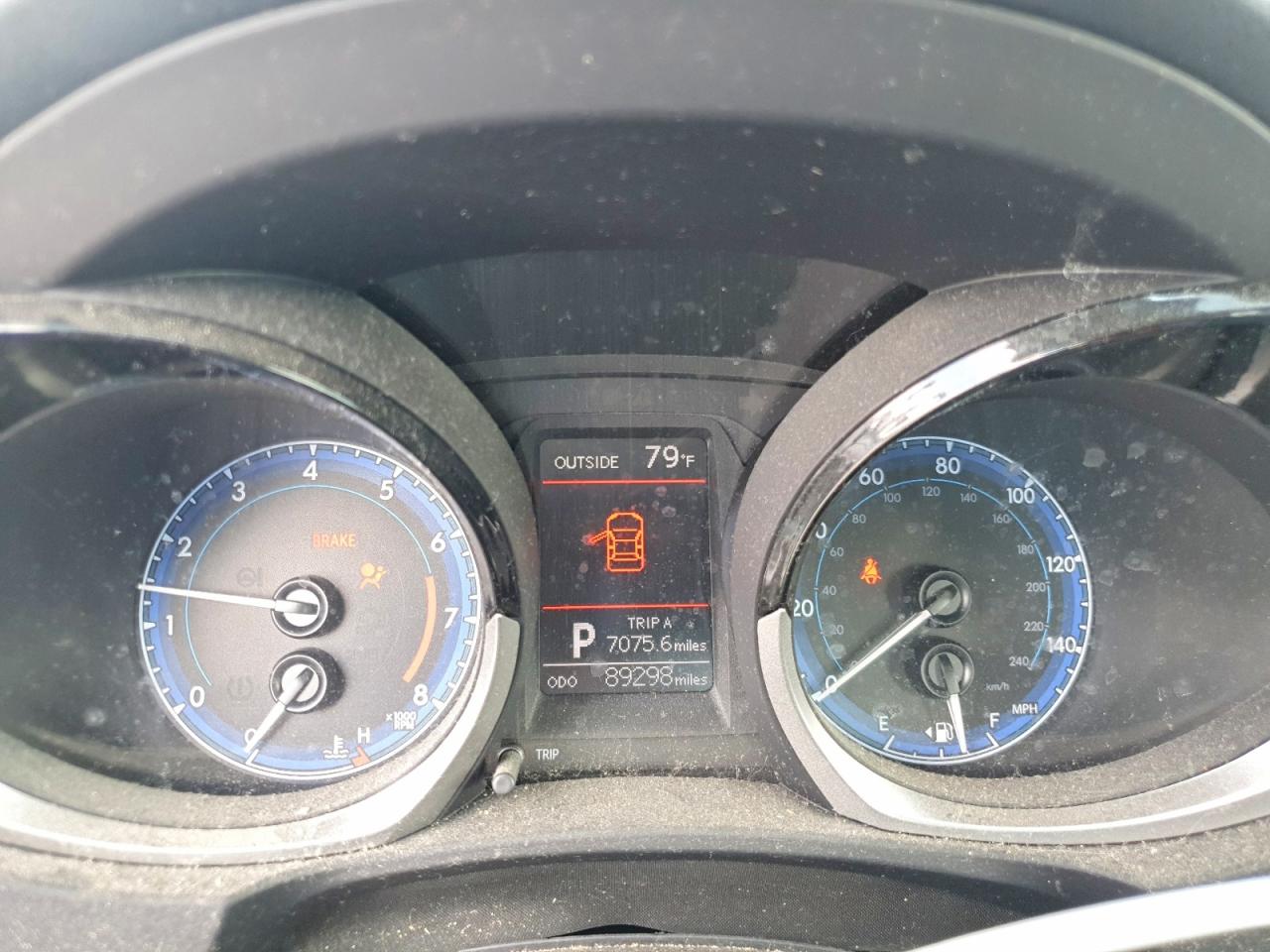 2016 TOYOTA COROLLA S PLUS photo 17