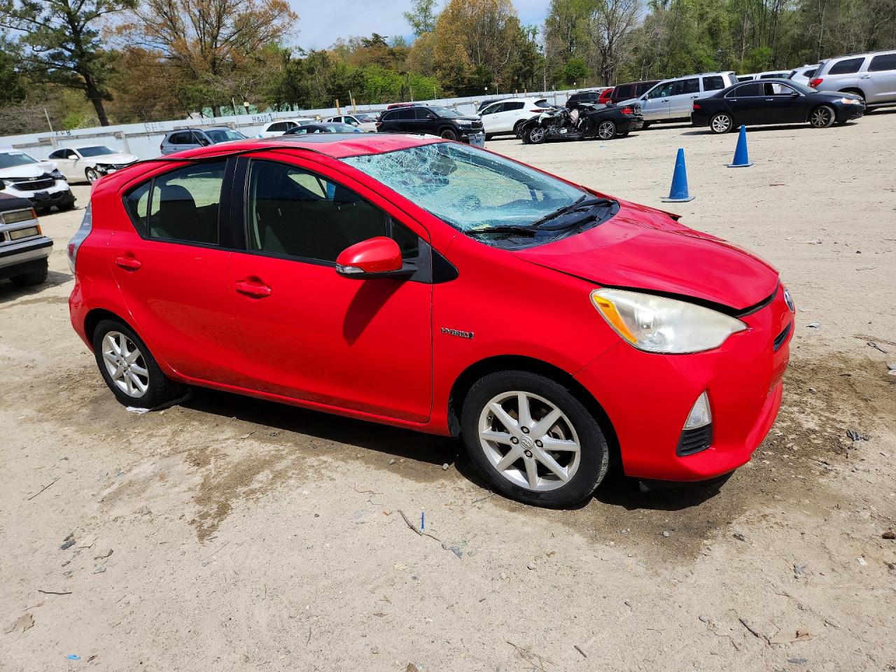 2013 TOYOTA PRIUS C THREE photo 10