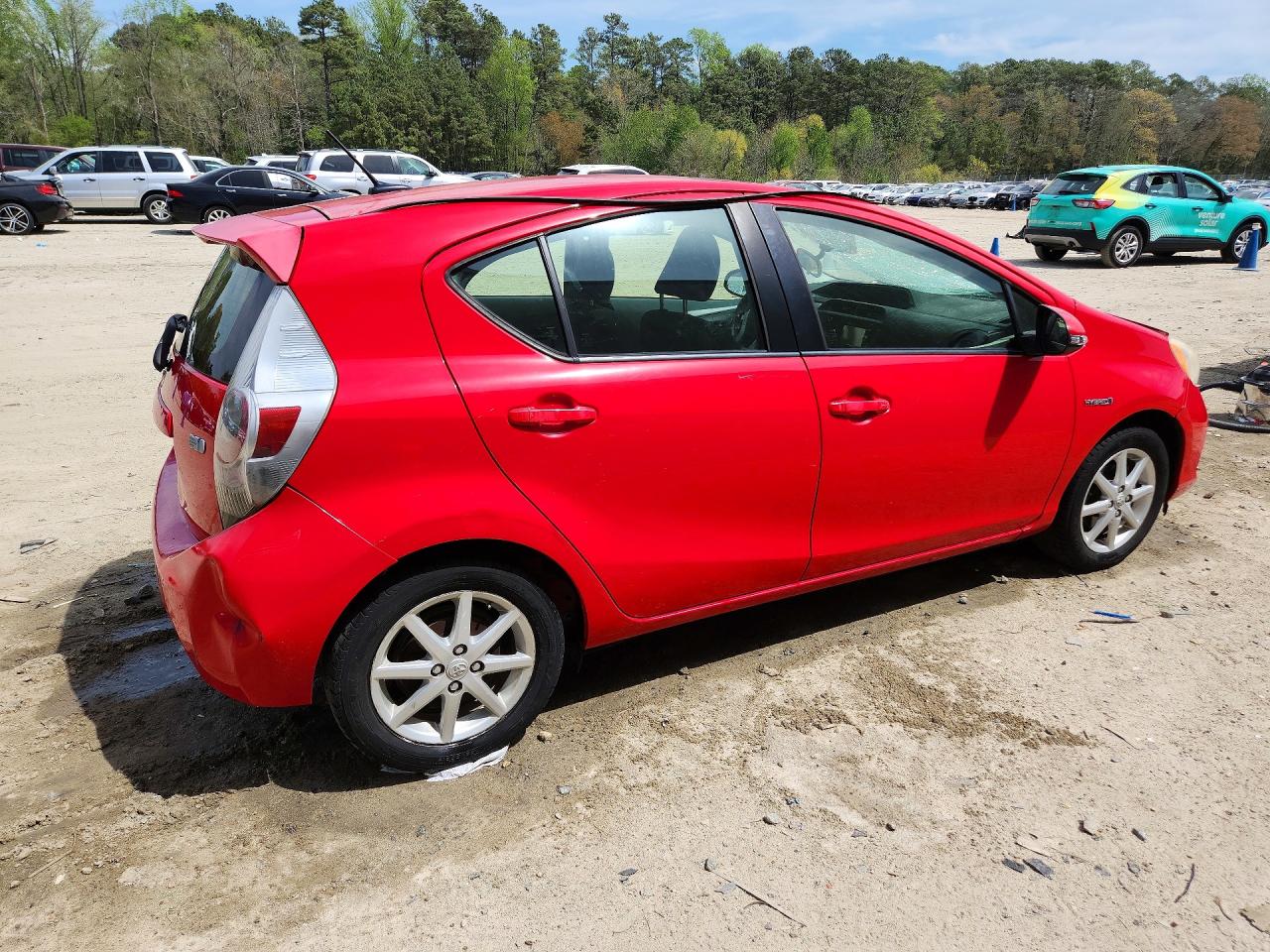 2013 TOYOTA PRIUS C THREE photo 7