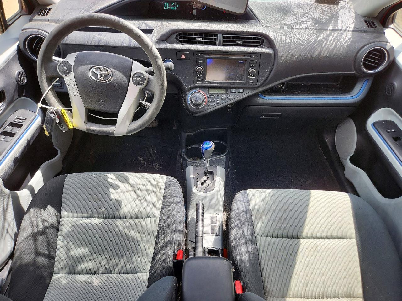 2013 TOYOTA PRIUS C THREE photo 22
