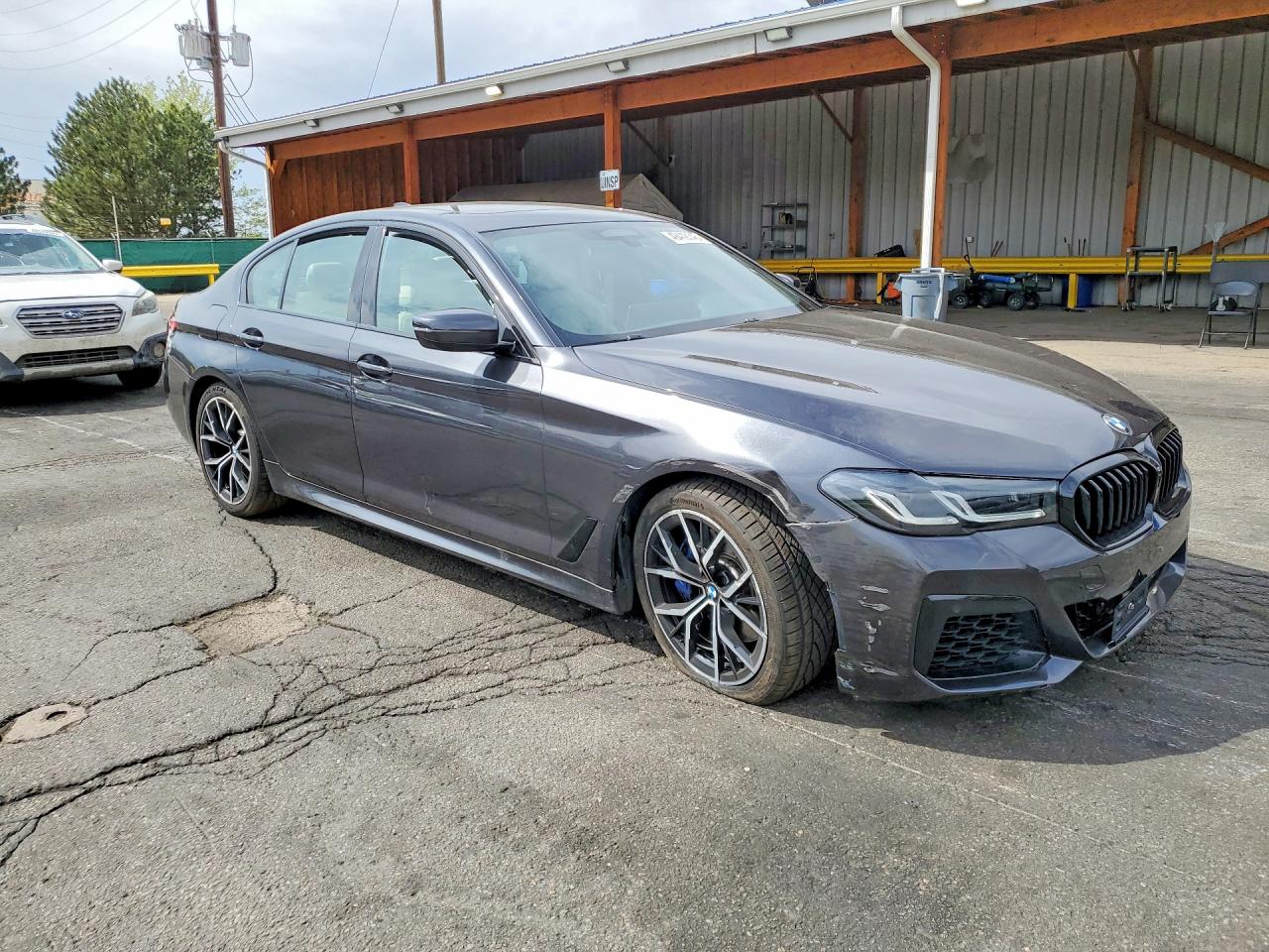 2022 BMW 530 XI photo 7
