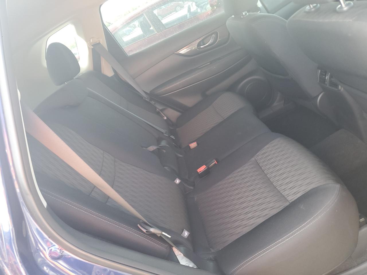 2018 NISSAN ROGUE SV photo 31