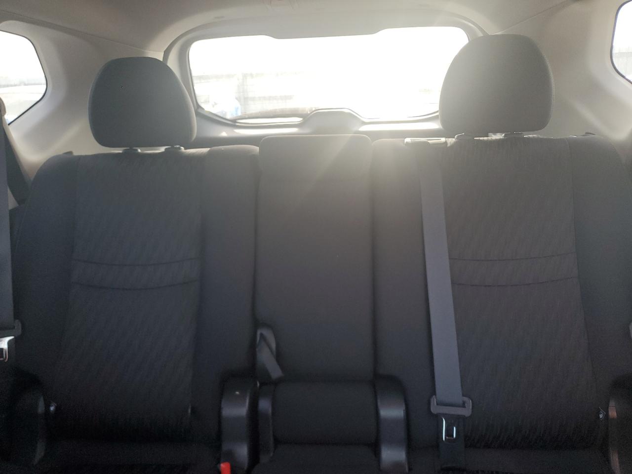 2018 NISSAN ROGUE SV photo 28