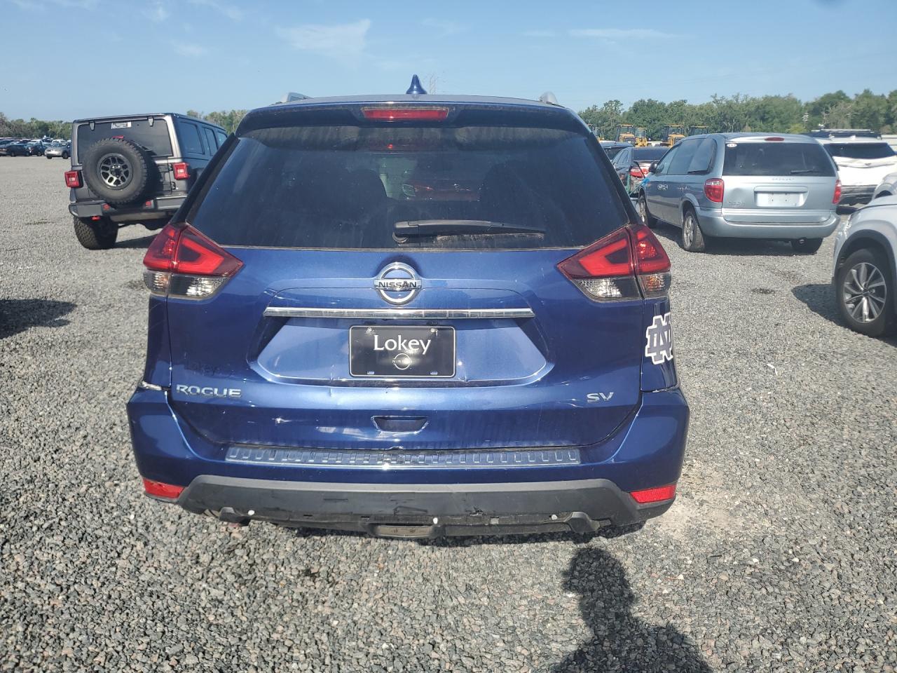 2018 NISSAN ROGUE SV photo 16