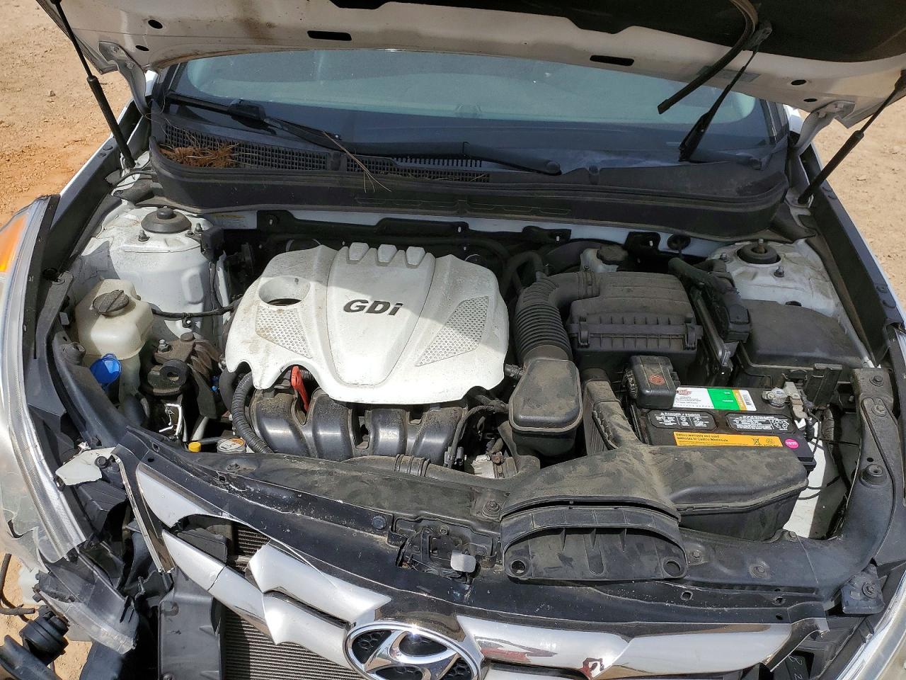 2013 HYUNDAI SONATA SE photo 31
