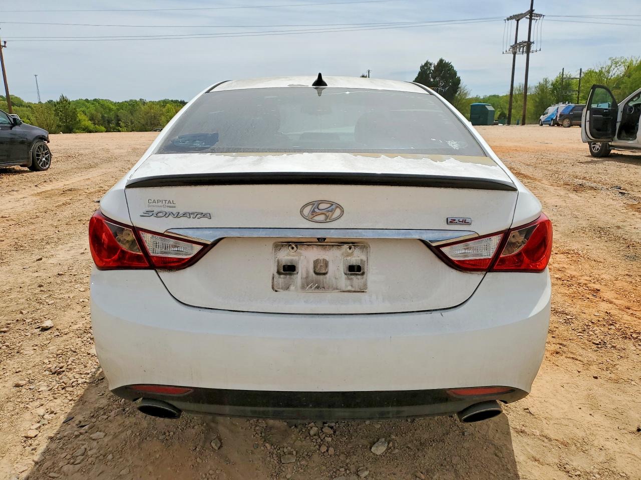 2013 HYUNDAI SONATA SE photo 16