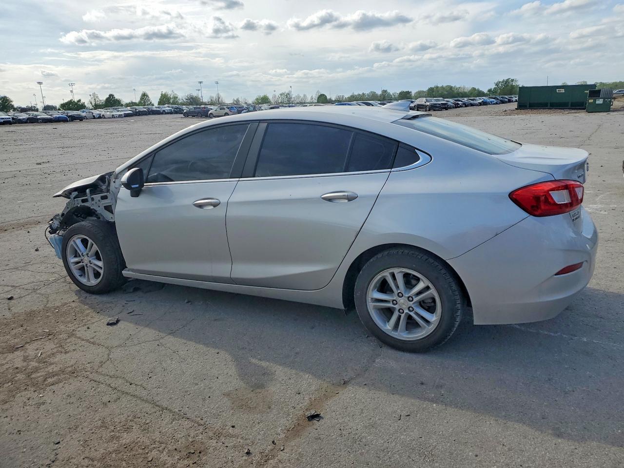 2016 CHEVROLET CRUZE LT photo 4