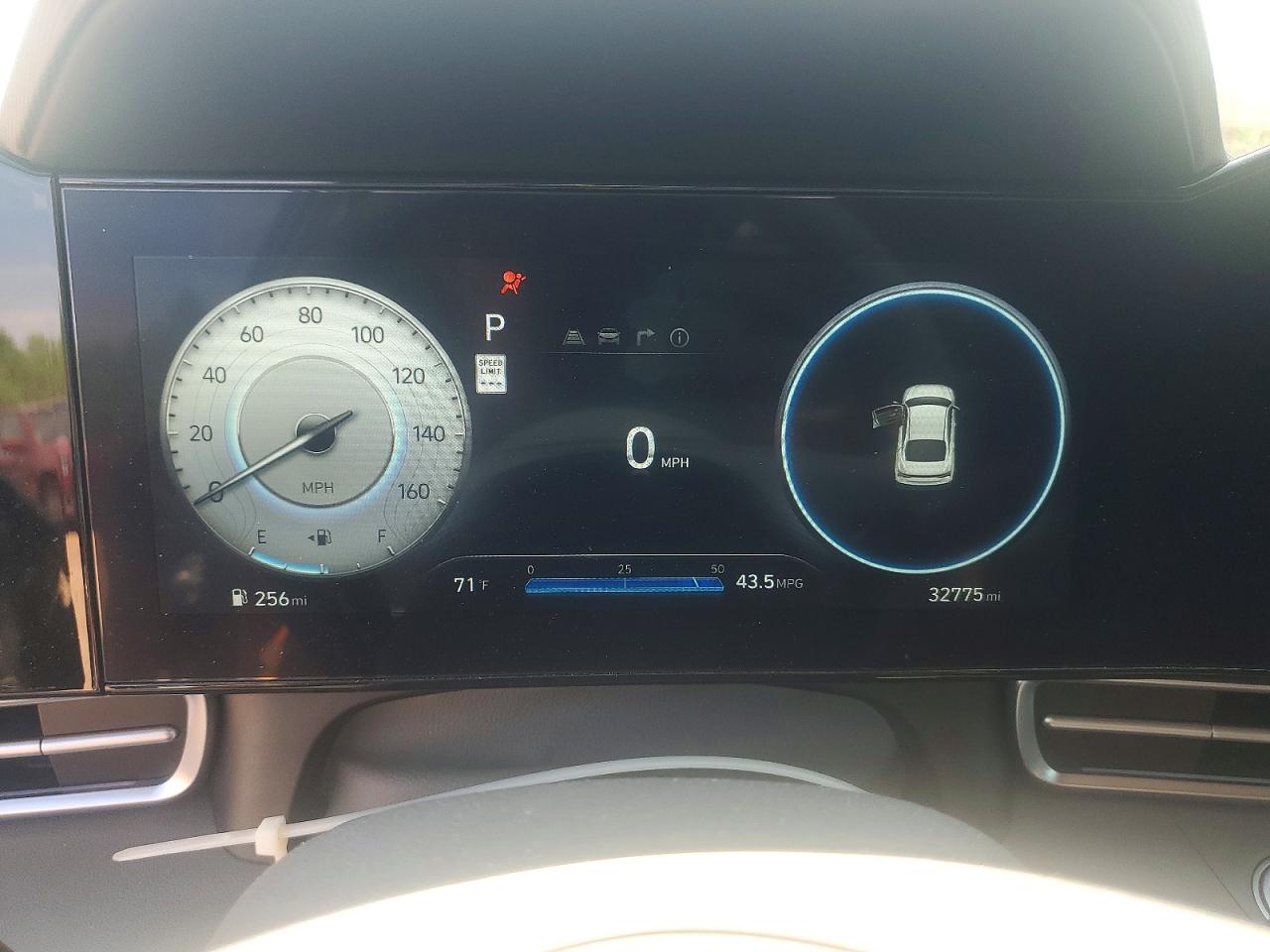 2024 HYUNDAI ELANTRA SEL photo 9