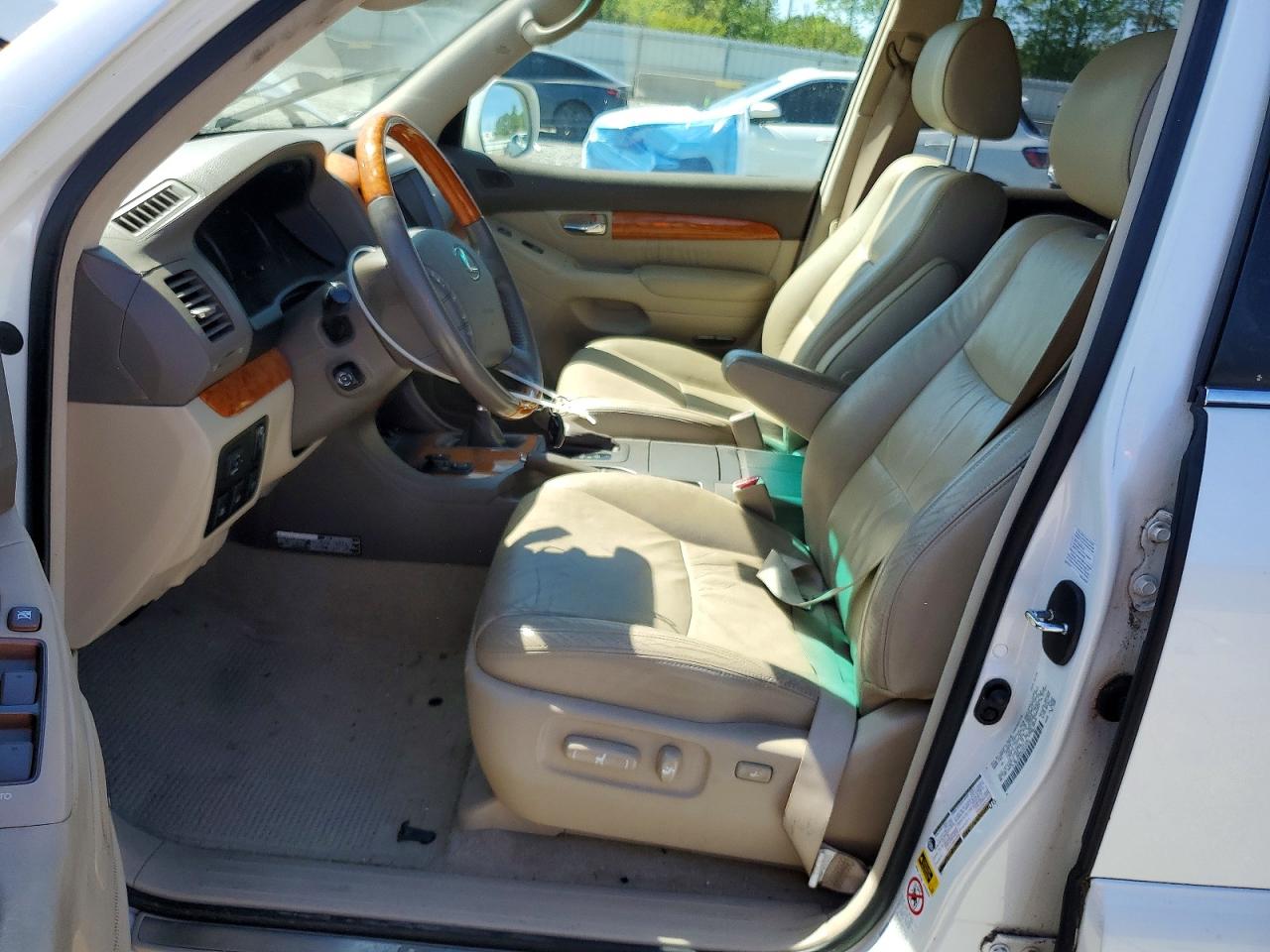 2004 LEXUS GX 470 photo 19